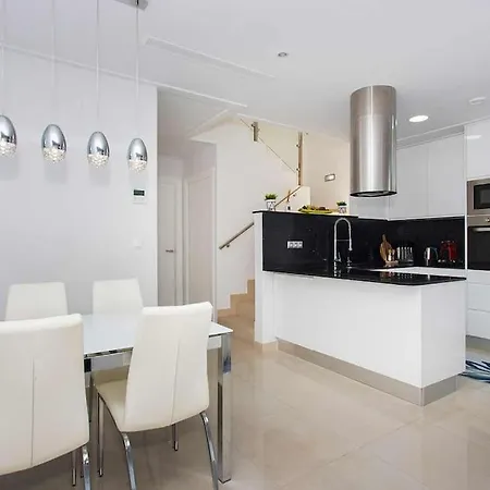 Ch Marabu Lagoon Villa *